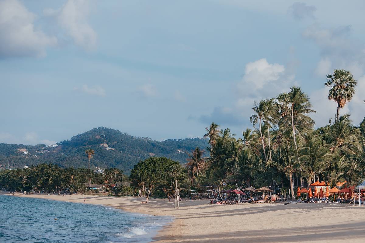 Der Maenam Beach am nordwestlichen Teil von Koh Samui
