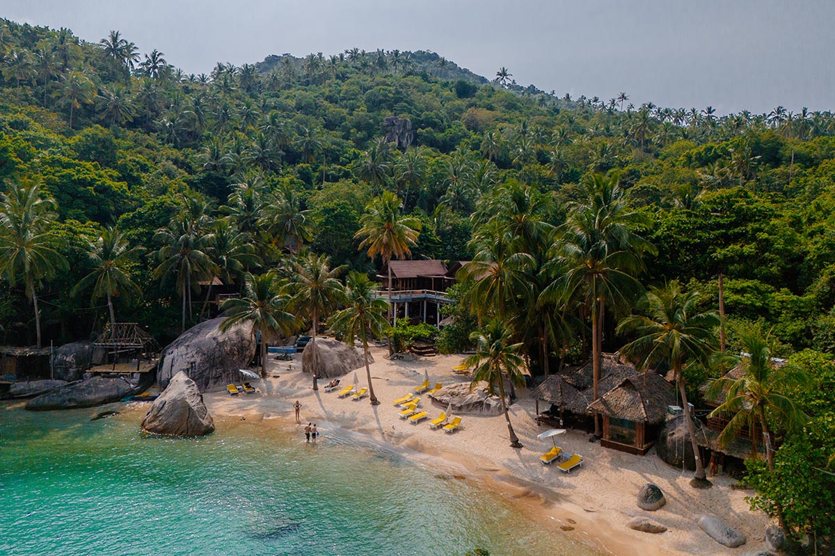 Die Jansom Bay auf Koh Tao aus der Luft mit der Drohne fotografiert