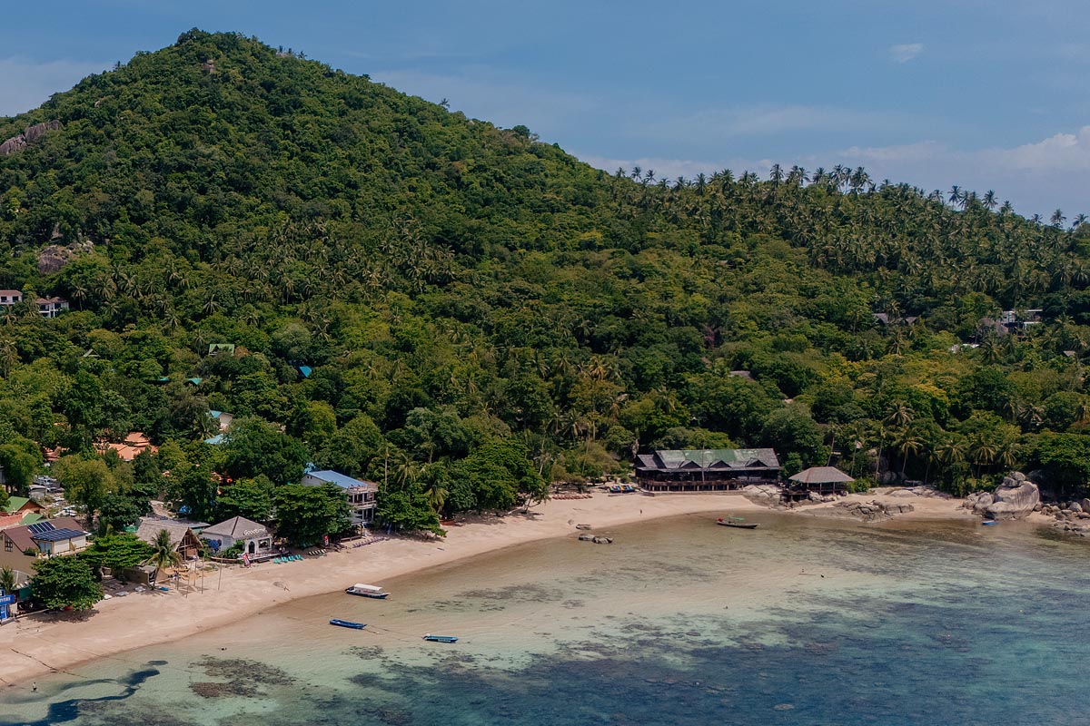 Im südlichen Teil des Mae Haad Strandes geht es ruhiger zu.