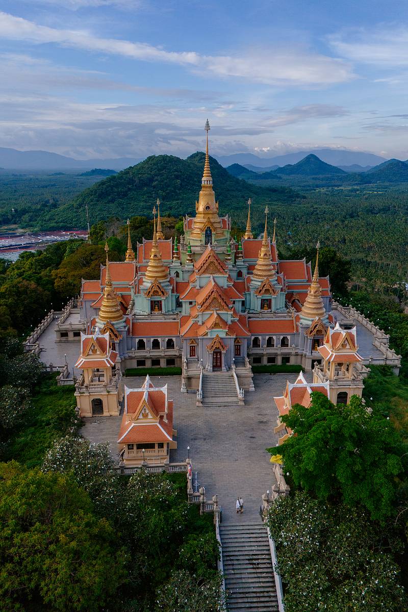 Phra Mahathat Chedi Phakdee Prakat Luftaufnahme