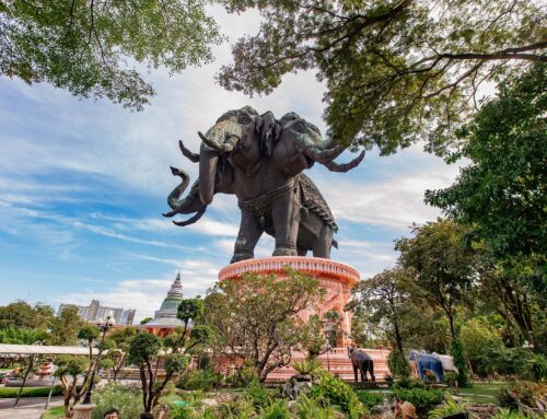 Das Erawan Museum Bangok mit den dreiköpfigen Elefanten