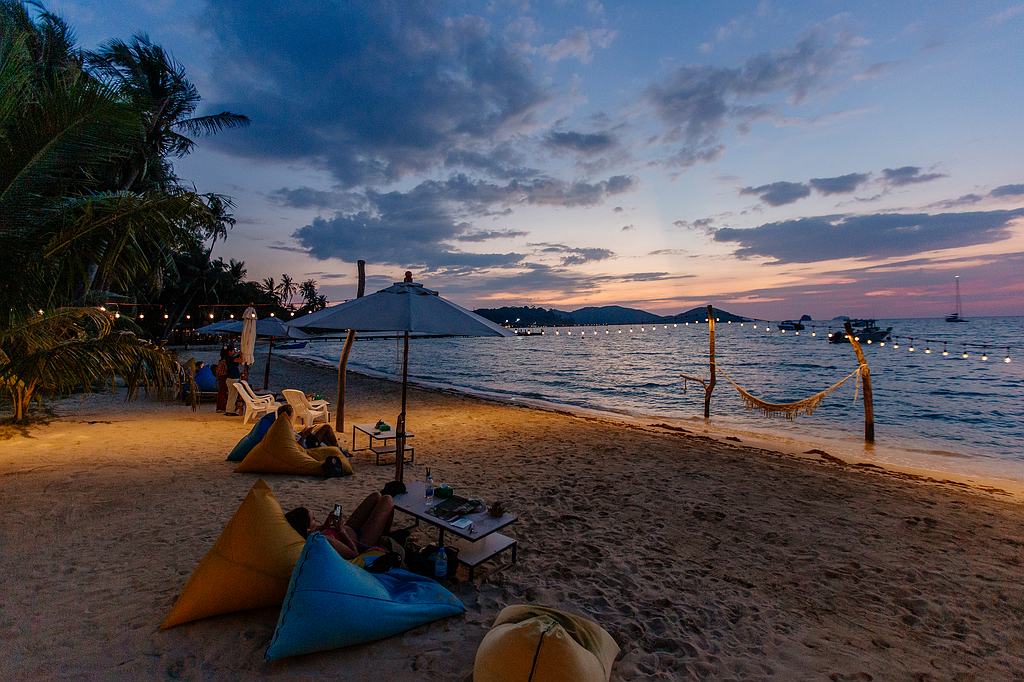 Abenstimmung am Strand des Prompakdee Resort auf Koh Mak