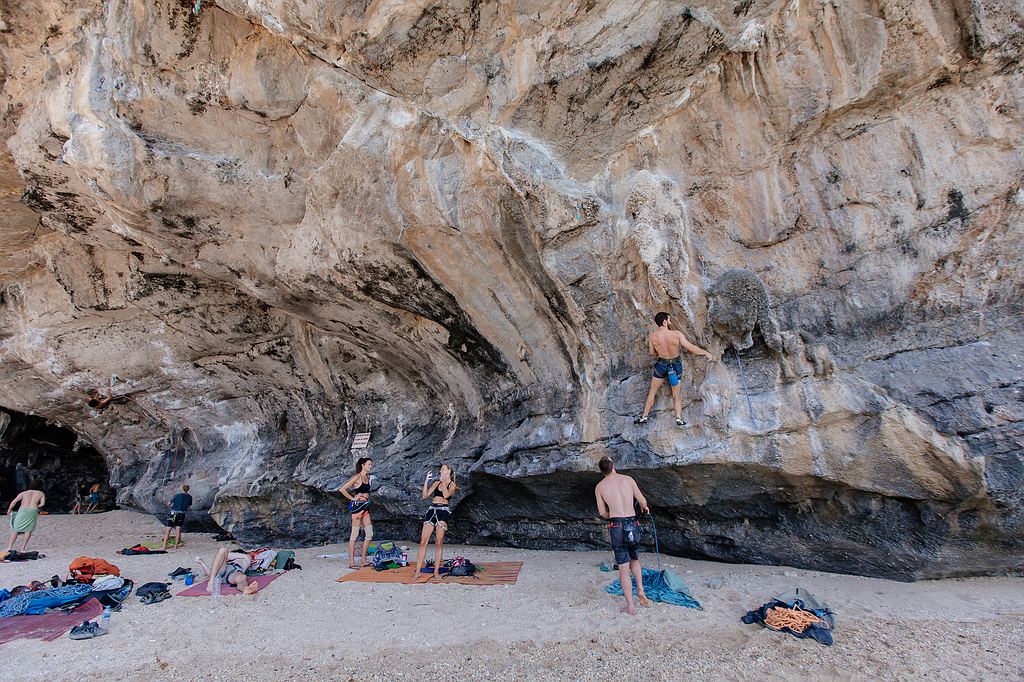 Klettern am Tonsai Beach in Krabi