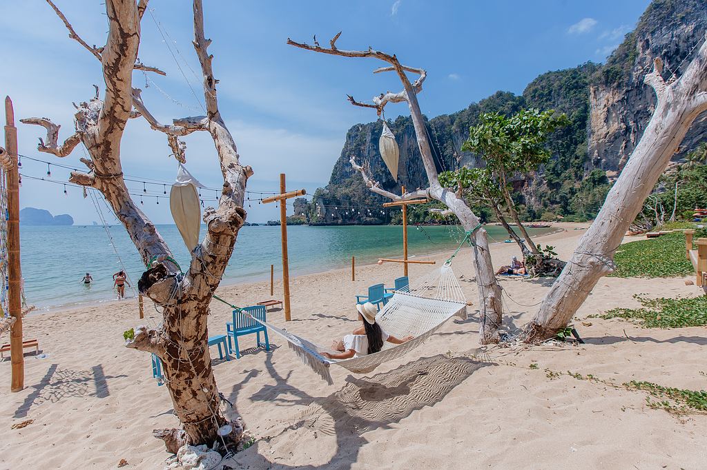 Strandleben am Tonsai Beach