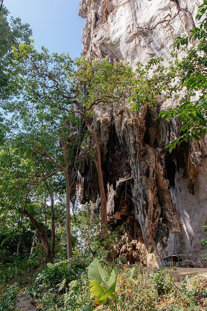 Bizarre Felsformationen auf Railay