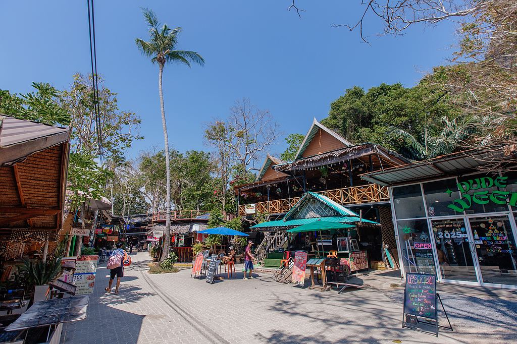 Restaurants in der Railay Walking Street