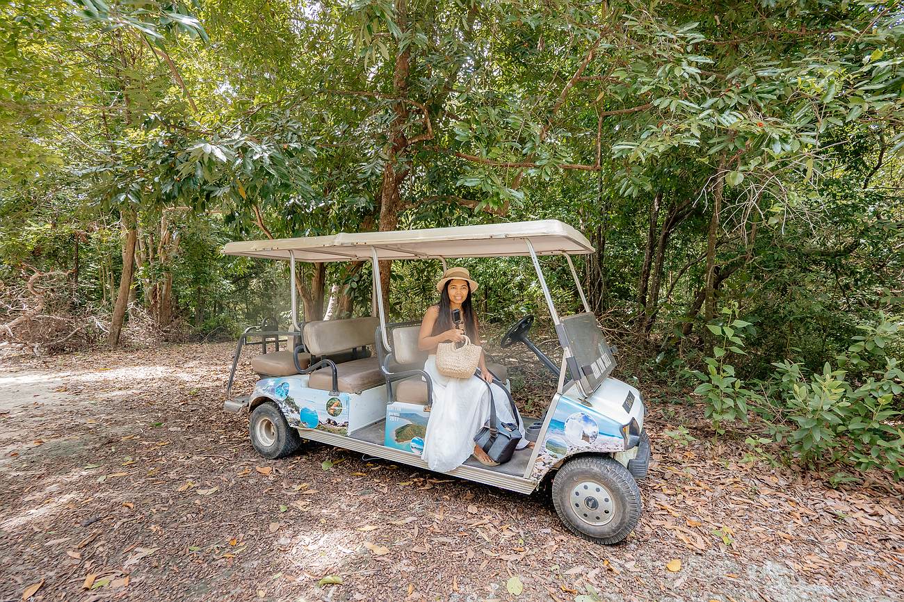 Mit dem Golf Car die Insel erkunden