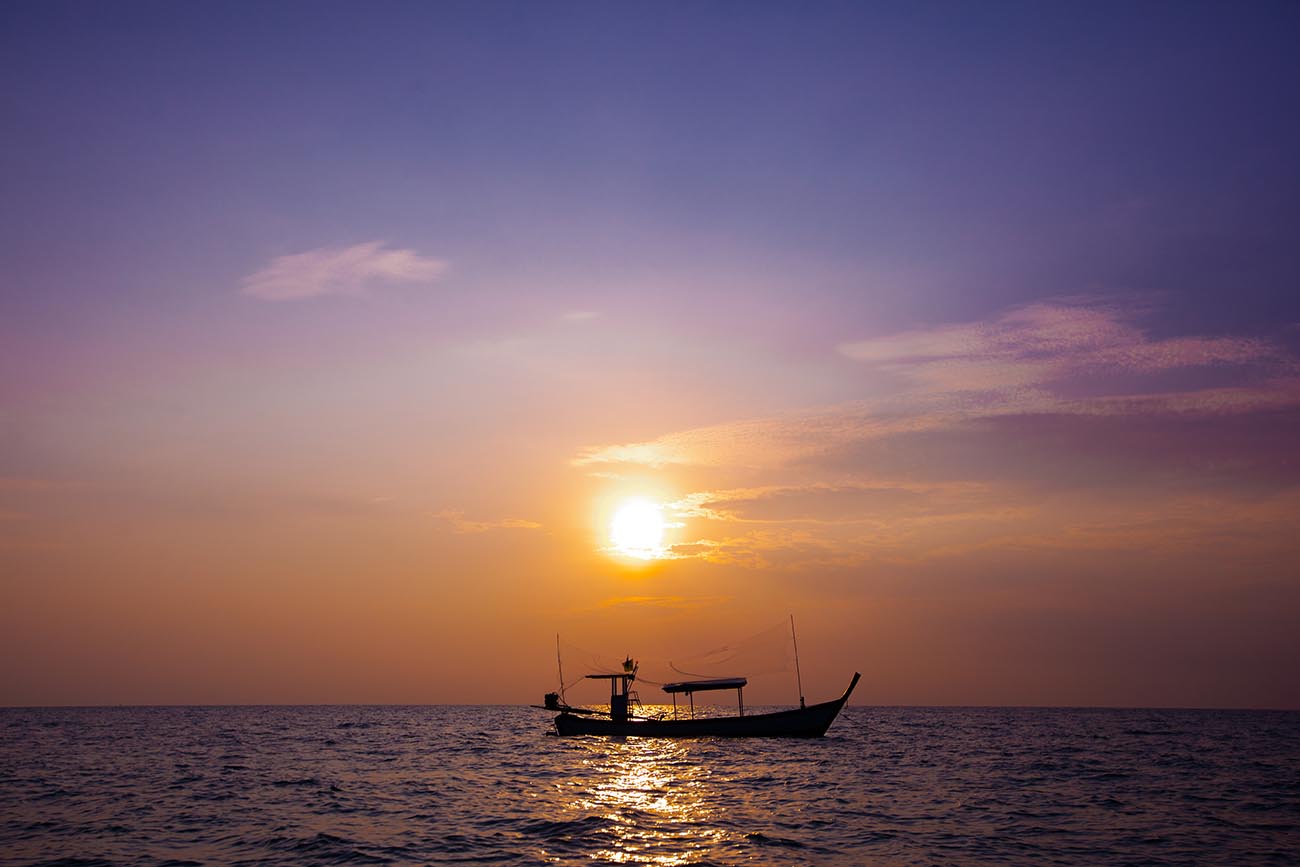 Boot im Sonnenuntergang Khao Lak