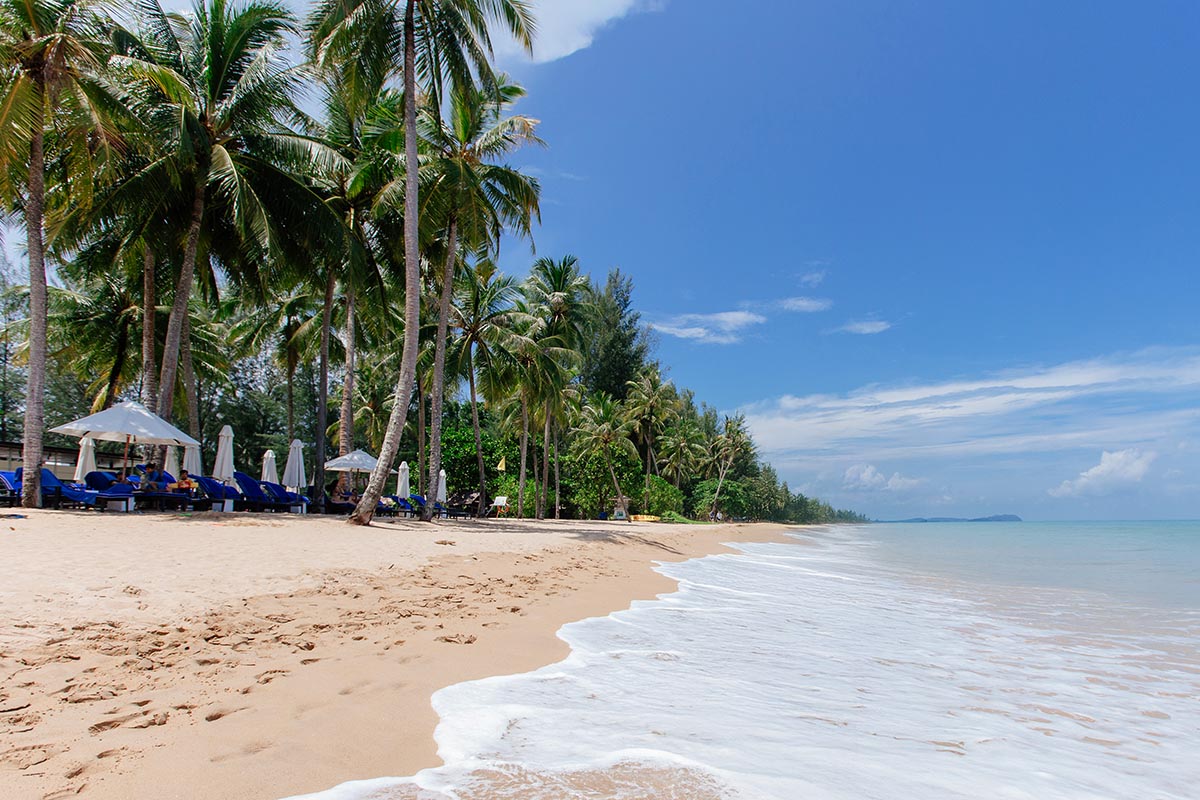 Der Khuk Khak Beach beim JW Marriott Khao Lak
