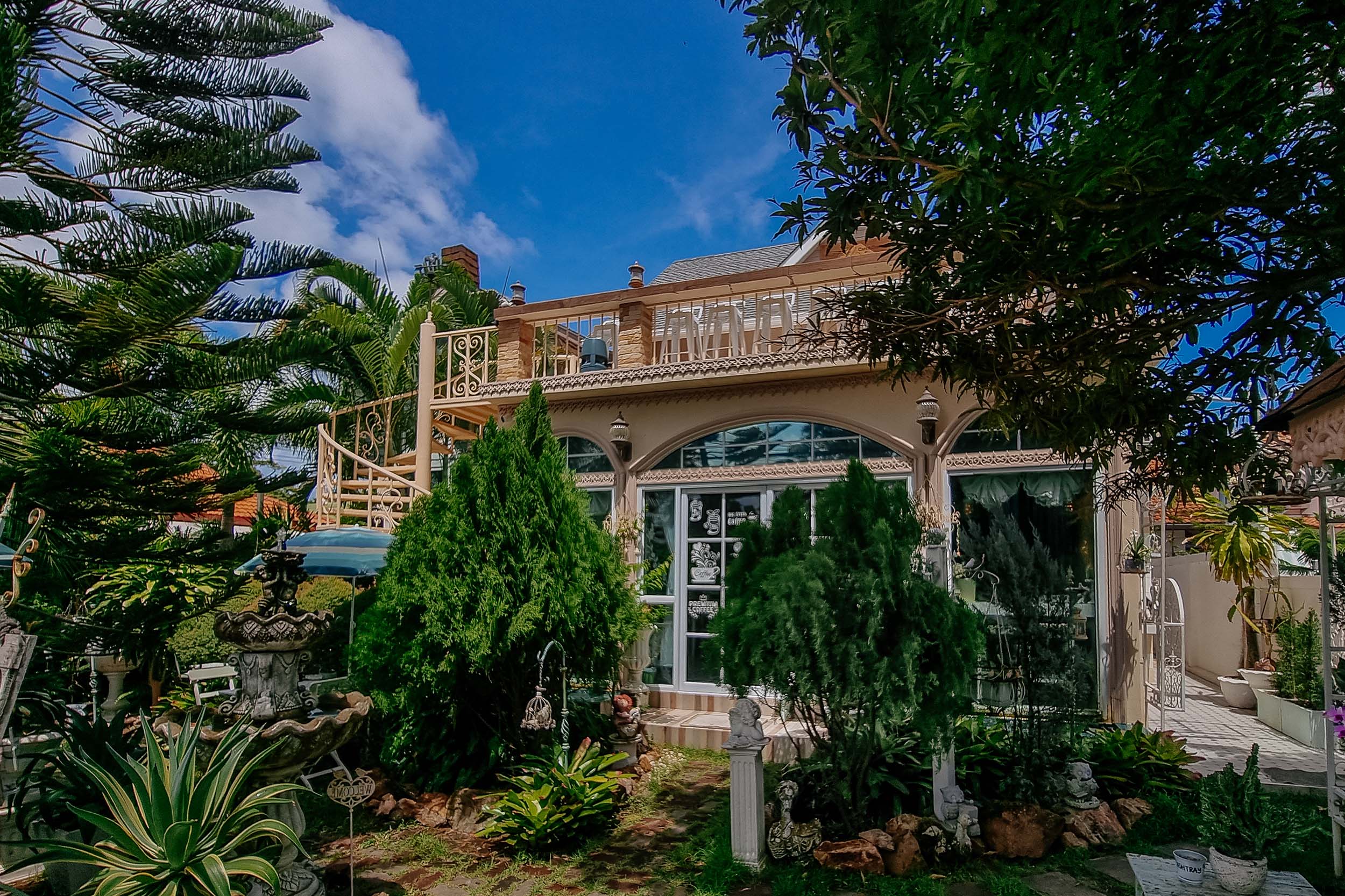 The Floral Cafe and Bistro auf Koh Samui