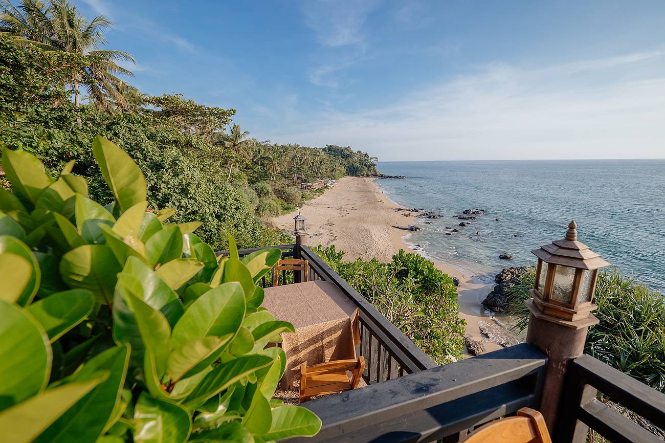 Traumhafter Ausblick vom Diamond Cliff auf den Nui Beach