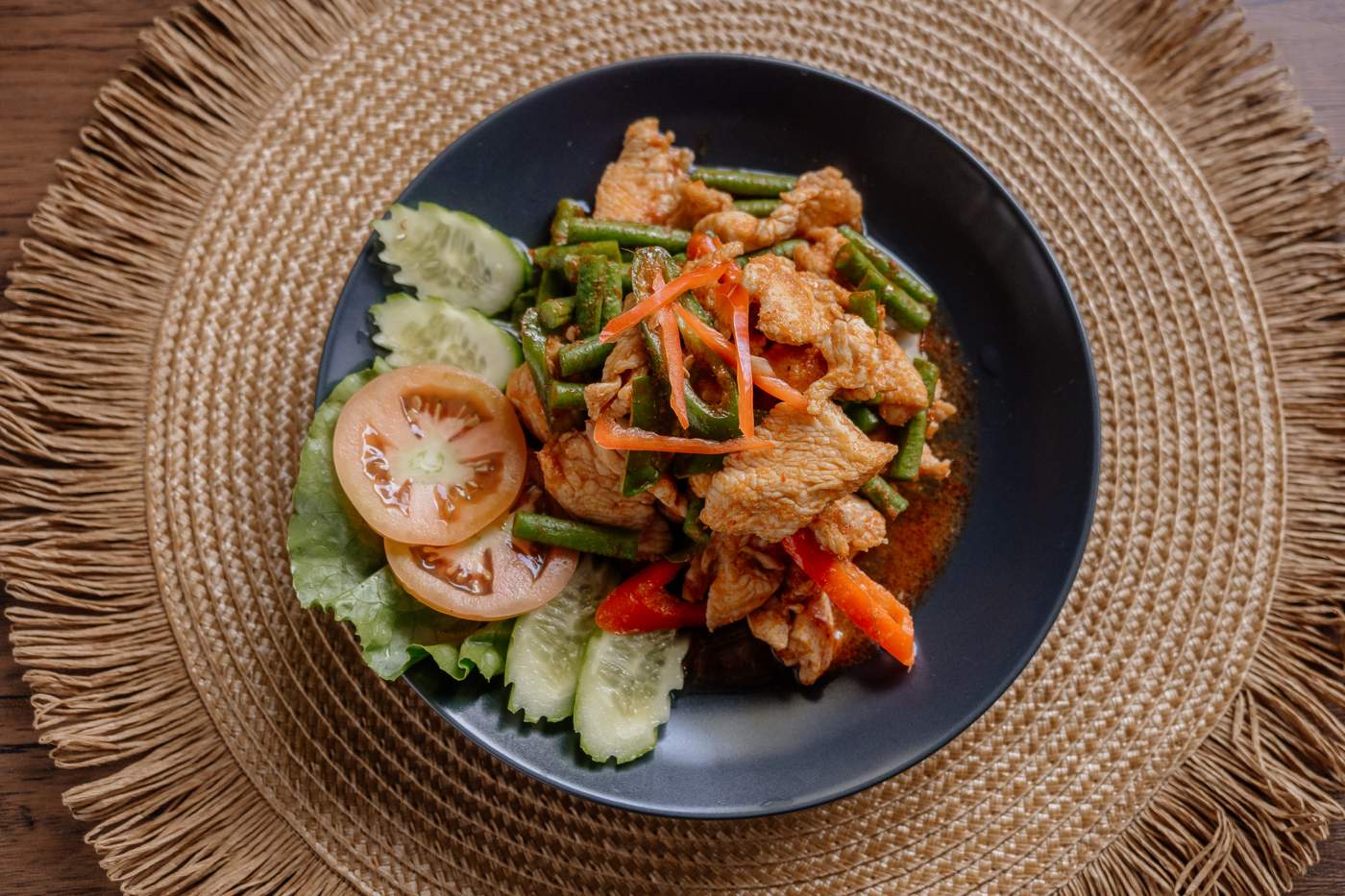 Pad Prrik Gaeng Gai Rezept mit Huhn zum nachkochen