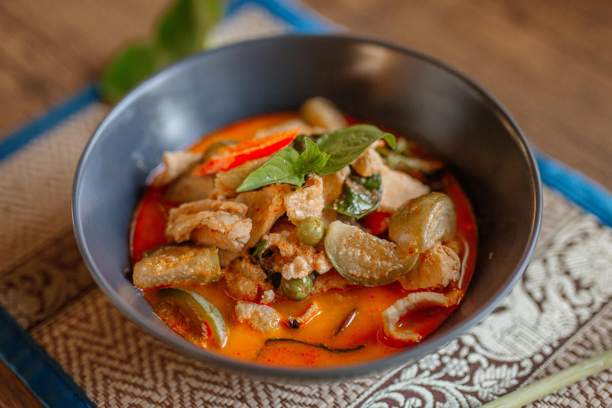 Rotes Curry Gaeng Phed selber zubereiten