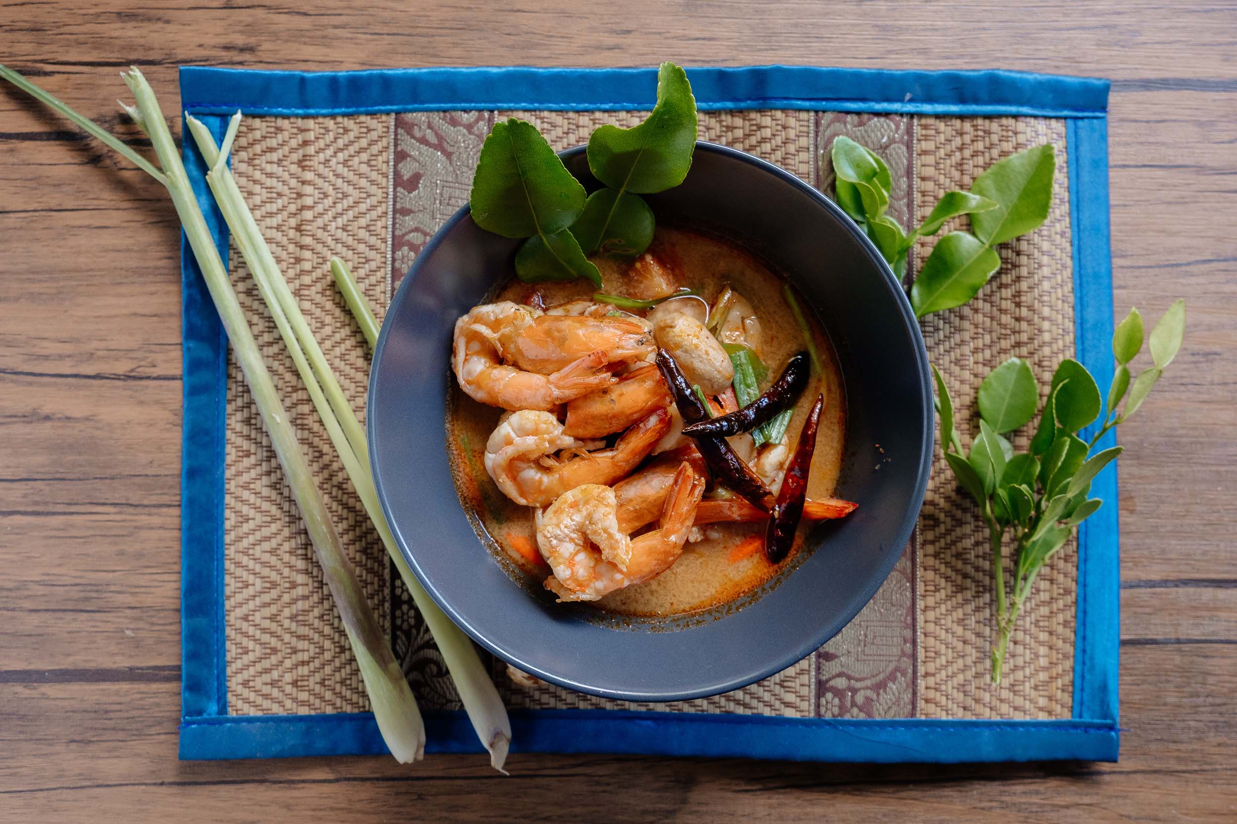 Thailands beliebteste Garnelensuppe Tom Yam Goong Nam Khon