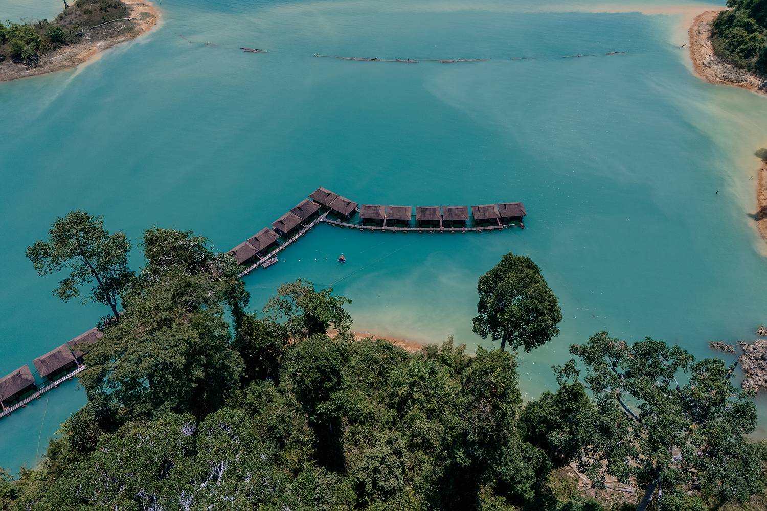 Übernachten am Cheow Lan Lake im Khao Sok Nationalpark
